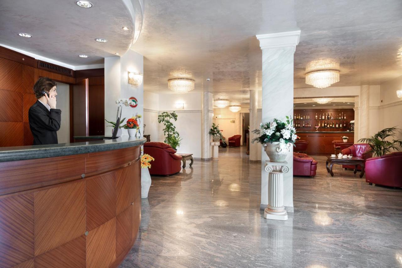 Hotel Gallia Palace Rimini Eksteriør bilde